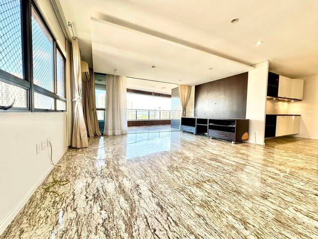 Apartamento para Venda em Fortaleza - 5